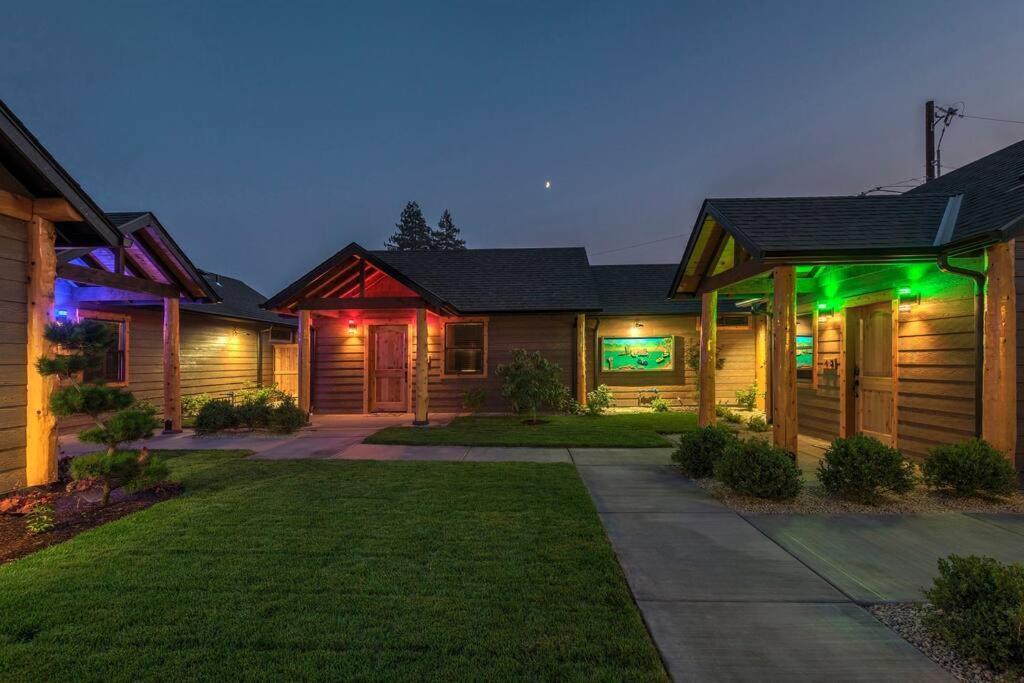 Holiday home Bear Mountain - 6 Grants Pass